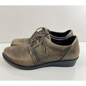 Naot Women's Embrace  Oxford Shoes Size 40 US 9 Leather Gray Casual Studded